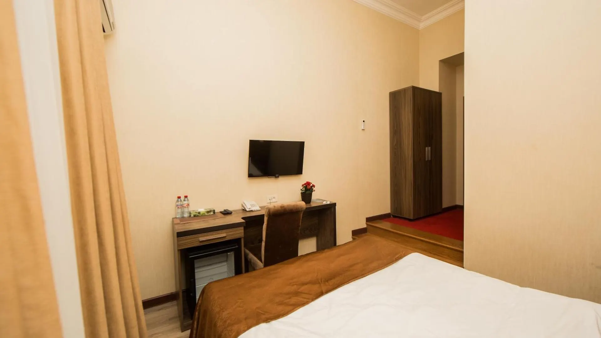 ***  Passaje Old Hotel Baku Azerbaijan